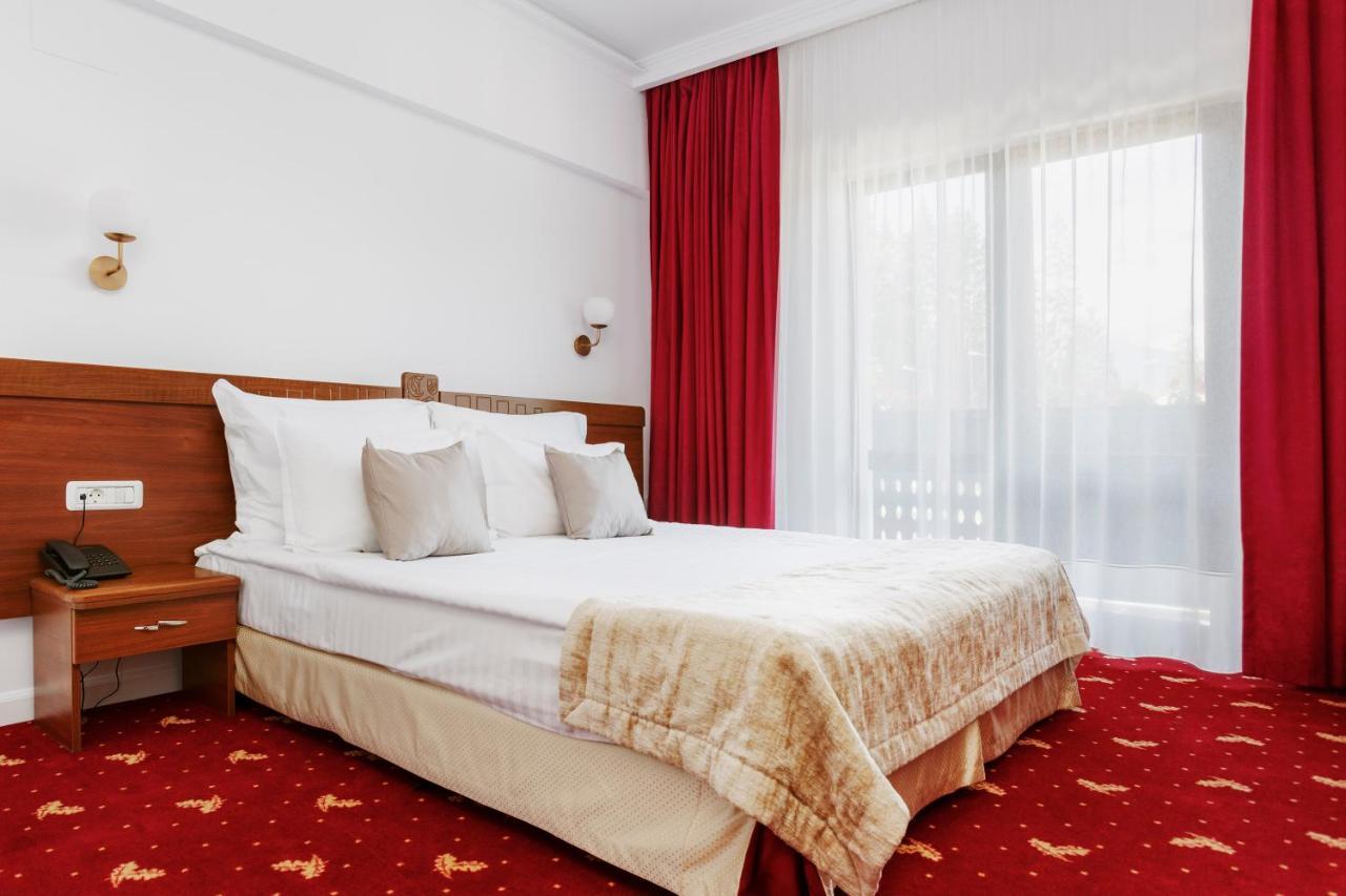 פרדיאל Manor Ski Hotel מראה חיצוני תמונה