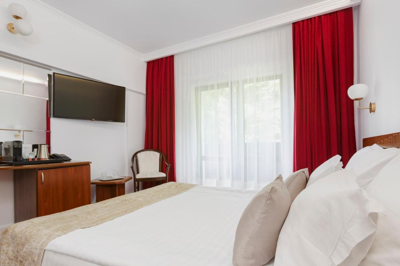 פרדיאל Manor Ski Hotel מראה חיצוני תמונה