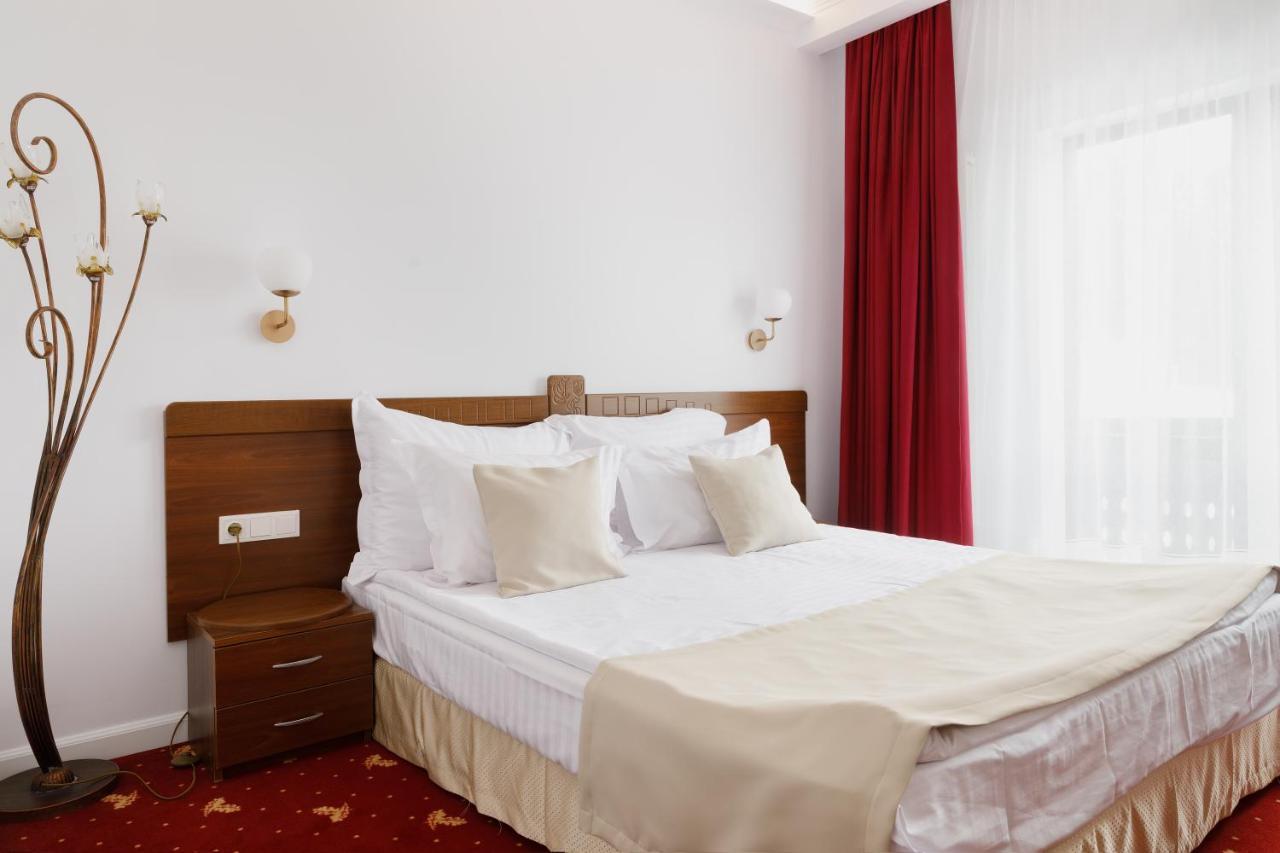 פרדיאל Manor Ski Hotel מראה חיצוני תמונה